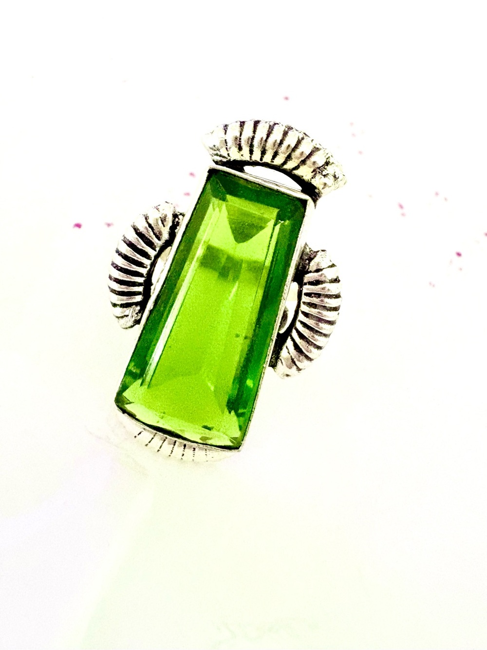 Beautiful, 1 1/2 inch, 925 marked, Green Peridot ring size 7 1/2.